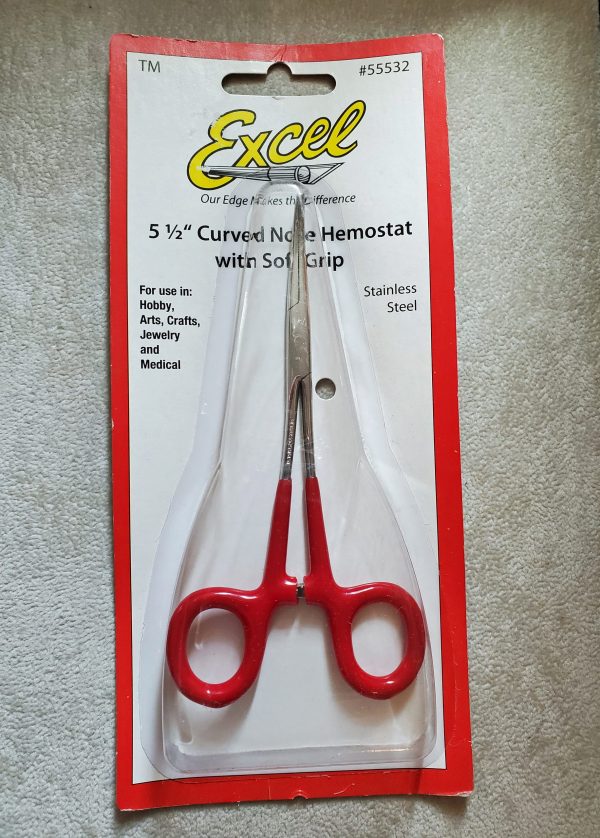 5.5" Deluxe Curved Nose Hemostat with Soft Handle