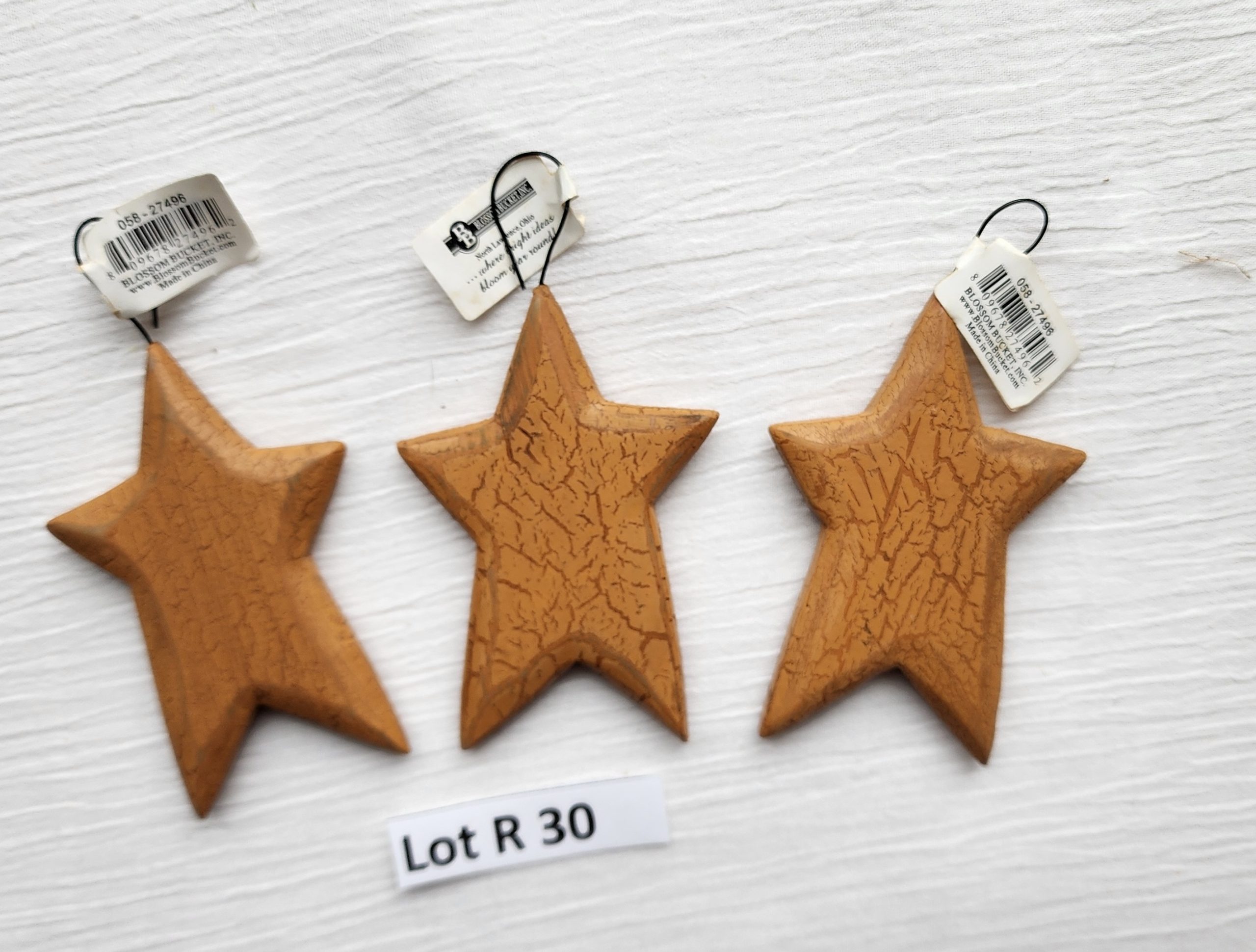 Wooden Stars - 3 pieces -  - Lot R 30