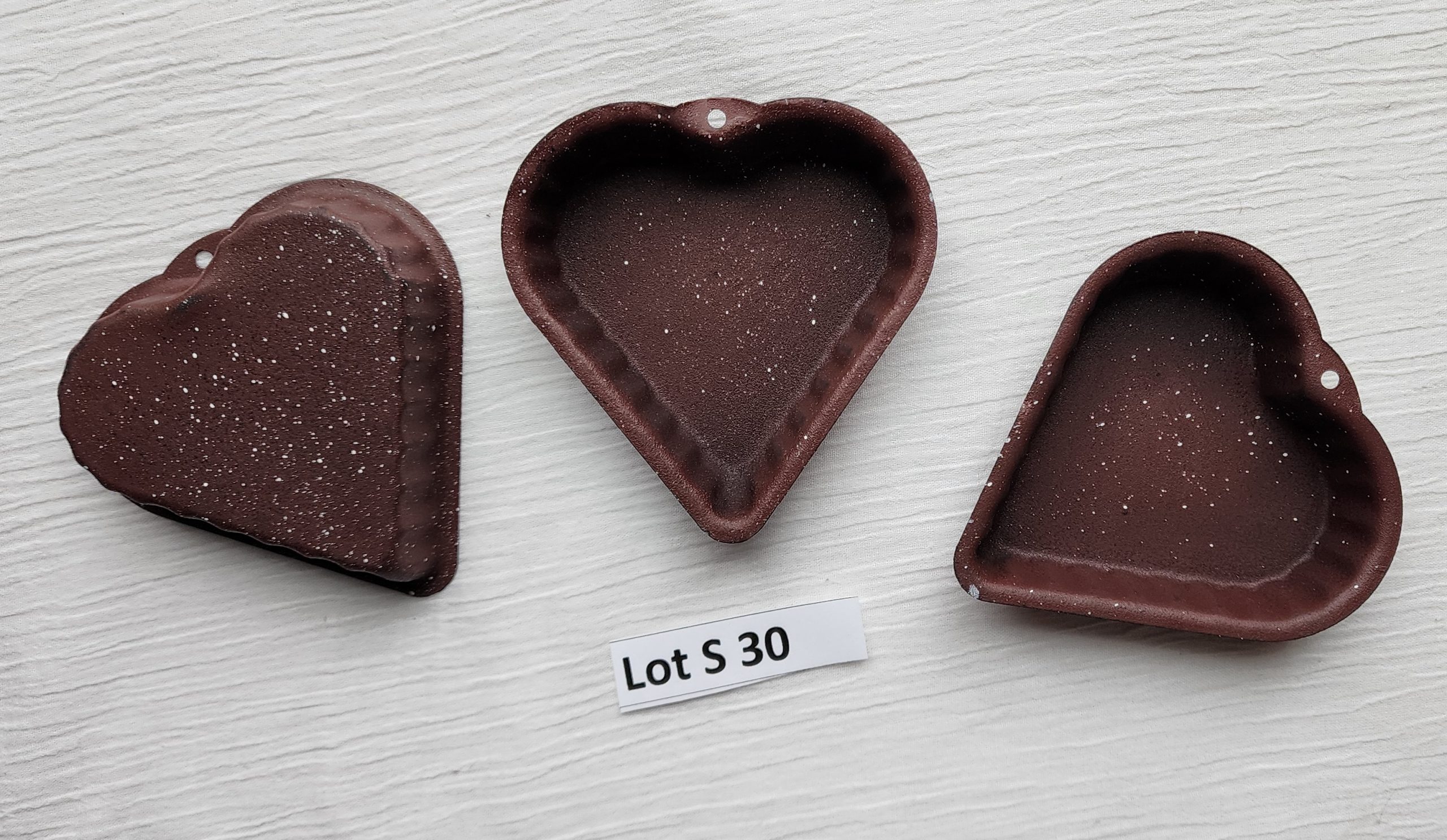 Folk Art Heart Tart Tins - set of 3