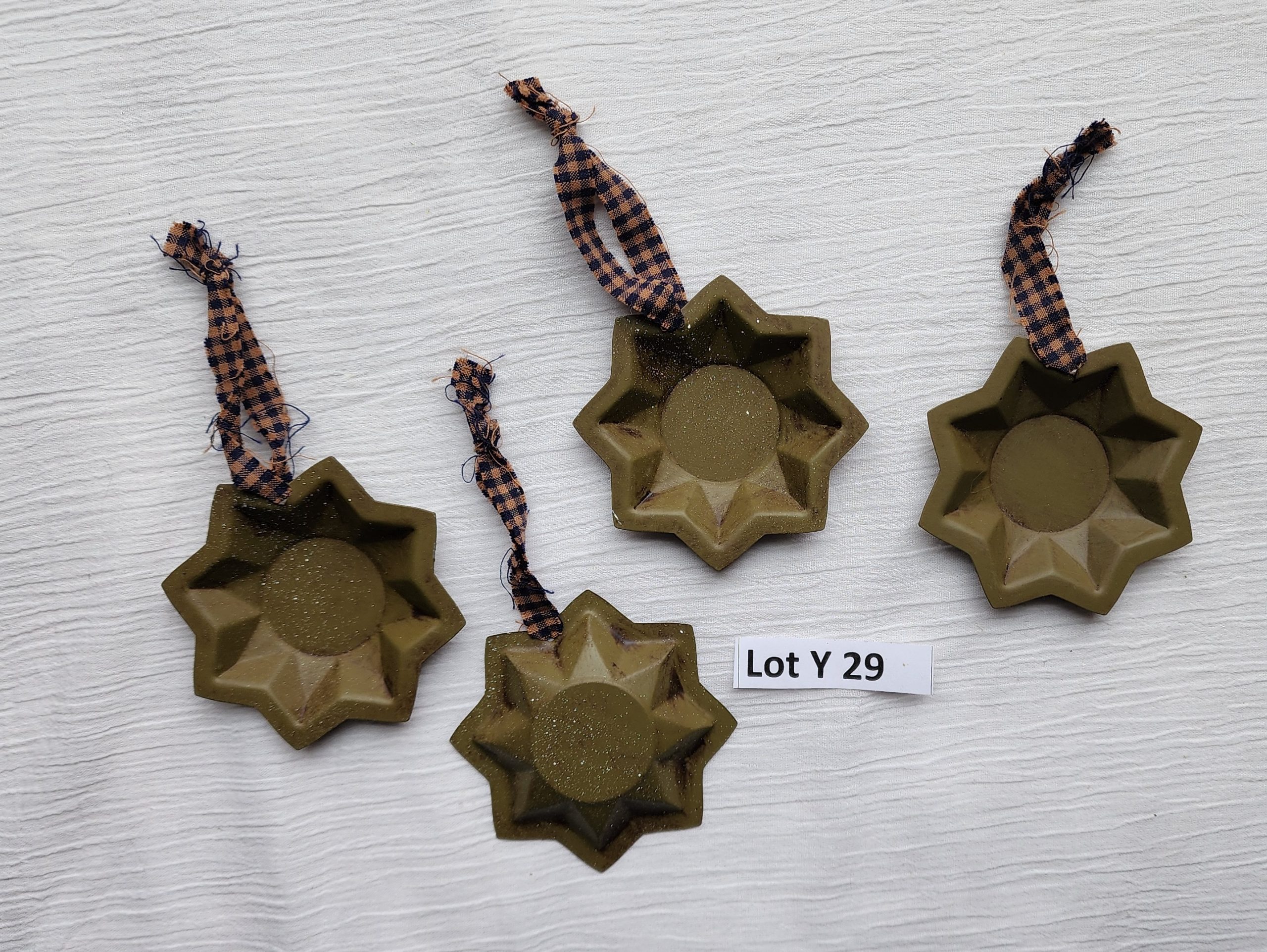 Folk Art Tart Tins - set of 4