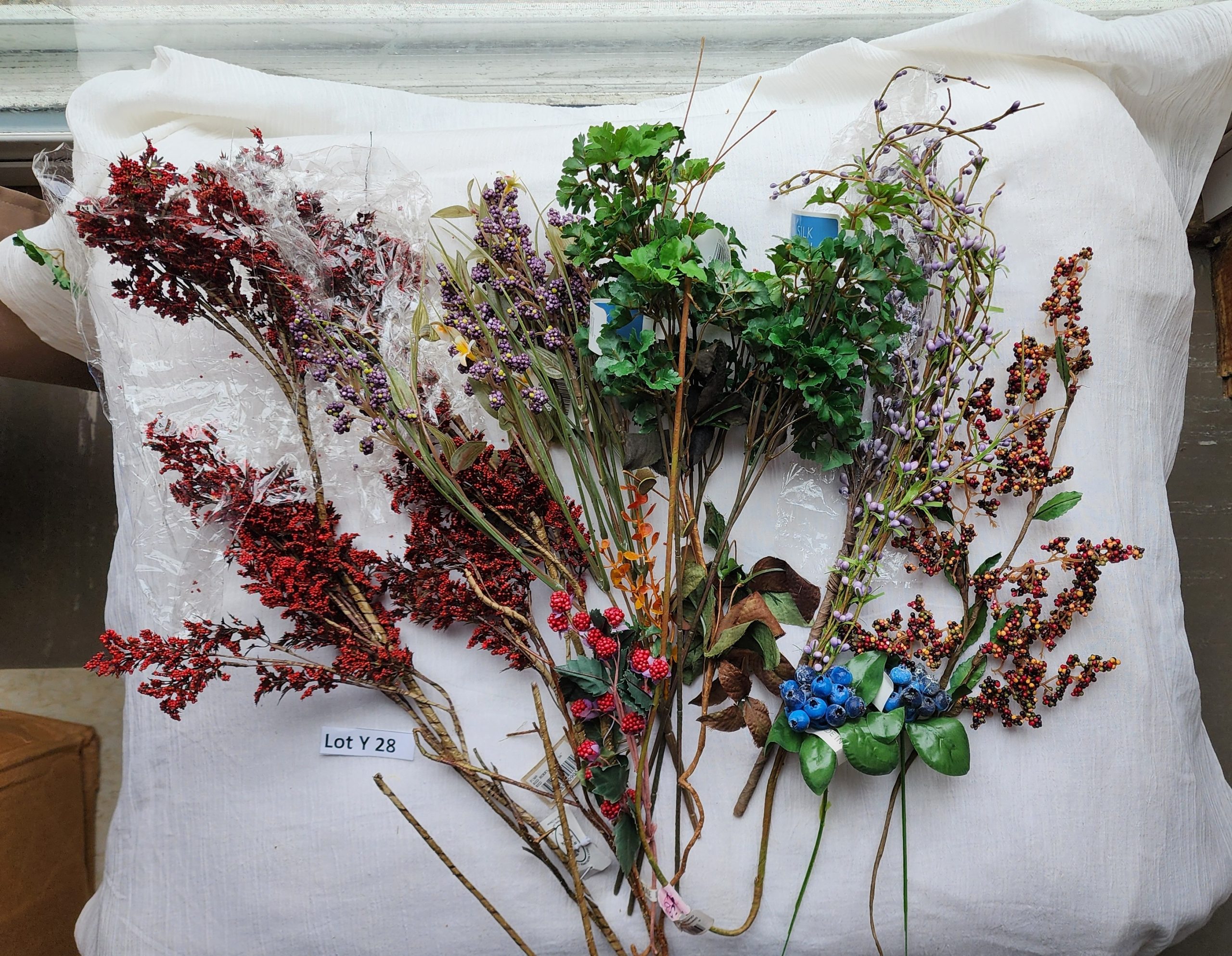 Floral Lot Y 28- Please Read Description